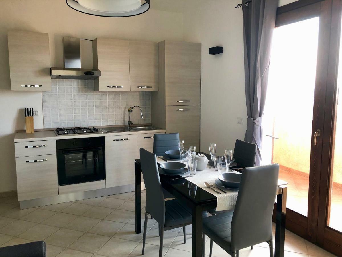 Calypso Home Sea View Badesi Exterior foto
